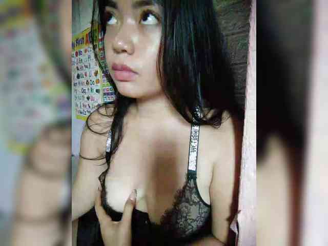 hornylittleprincess69 webcam