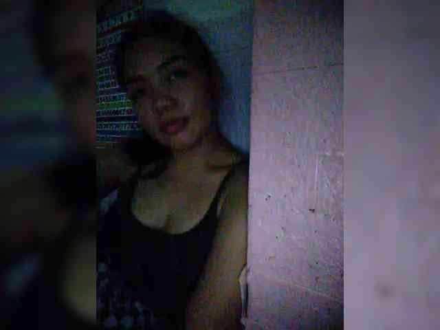 hornylittleprincess69 webcam