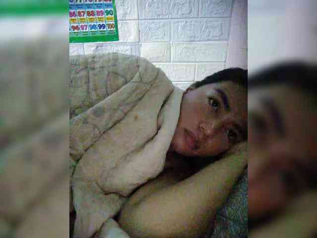 hornylittleprincess69 webcam