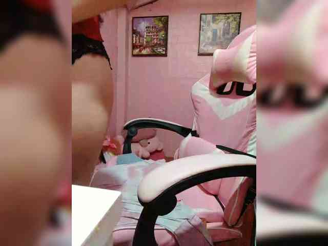 hornylittleprincess69 webcam