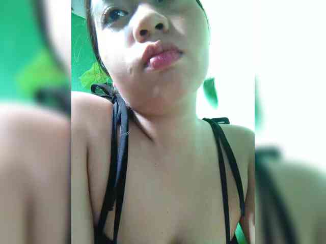 hornylittleprincess69 webcam