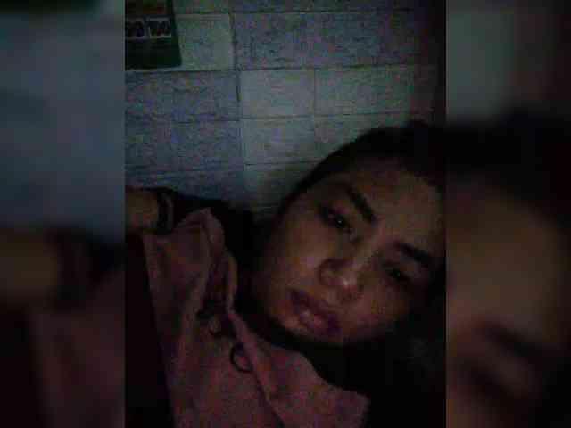 hornylittleprincess69 webcam