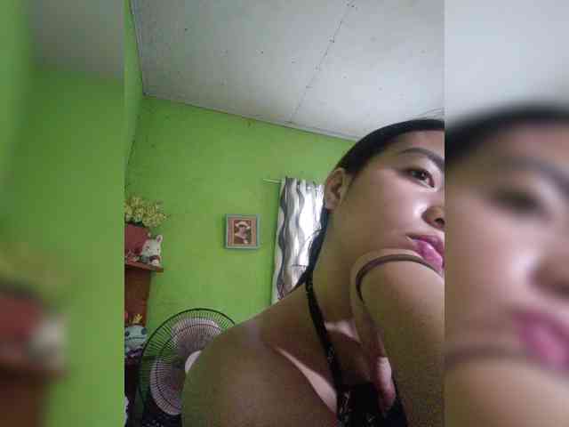 hornylittleprincess69 webcam