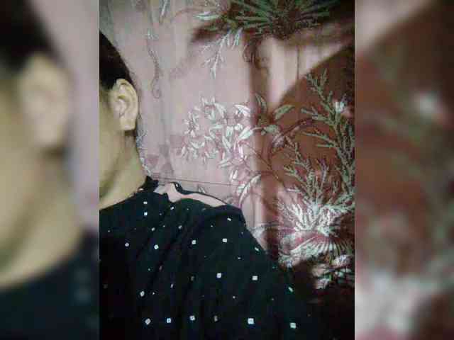 hornylittleprincess69