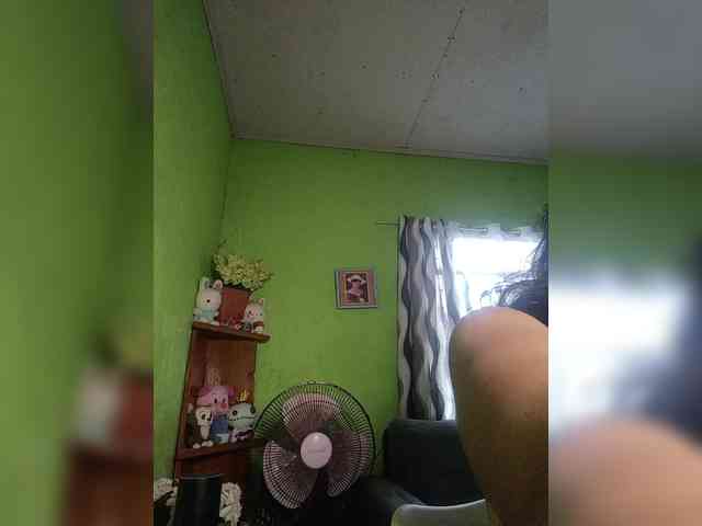 hornylittleprincess69 webcam