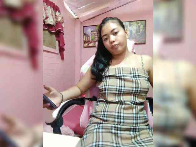 hornylittleprincess69 webcam