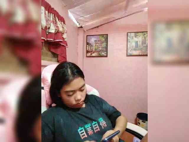 hornylittleprincess69 webcam