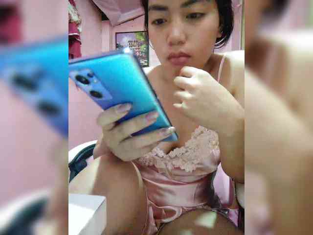 hornylittleprincess69 webcam