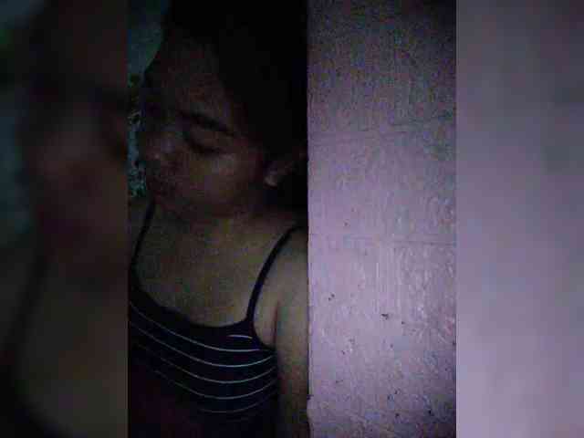 hornylittleprincess69 webcam