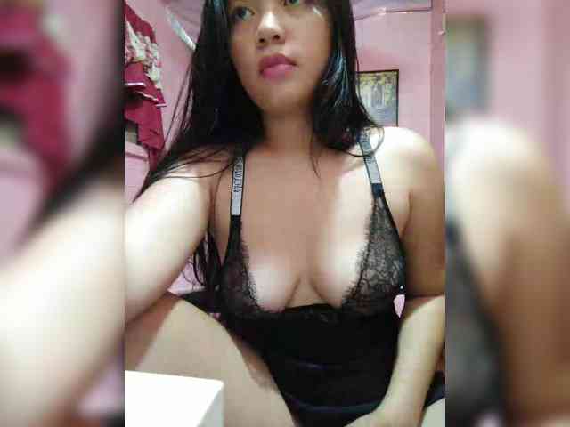 hornylittleprincess69 webcam