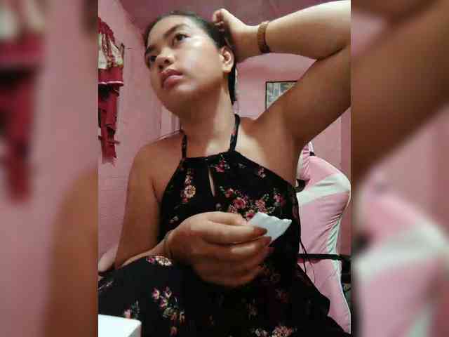 hornylittleprincess69 webcam