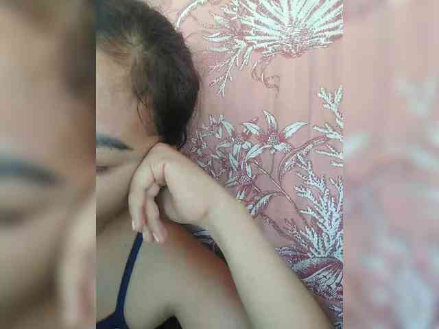 hornylittleprincess69 webcam