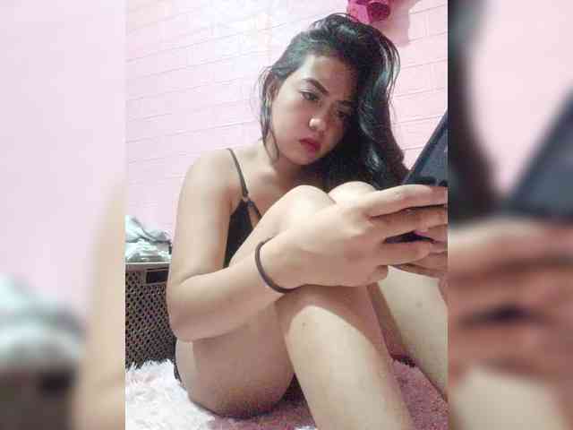 hornylittleprincess69 webcam