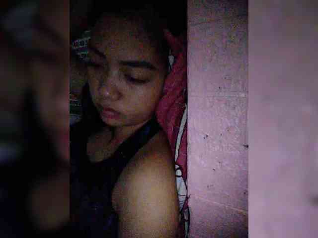 hornylittleprincess69 webcam