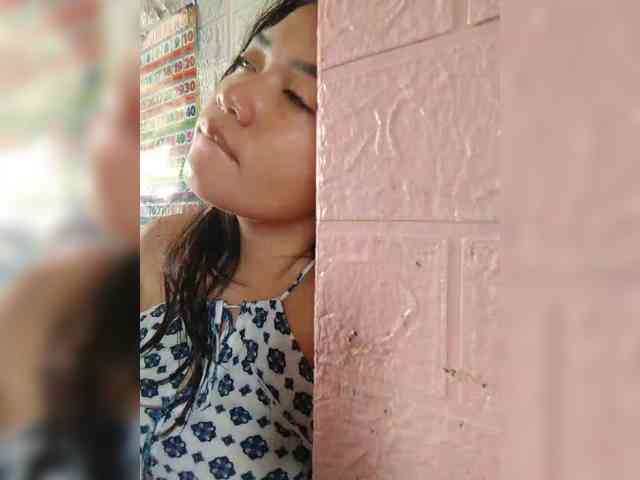 hornylittleprincess69 webcam