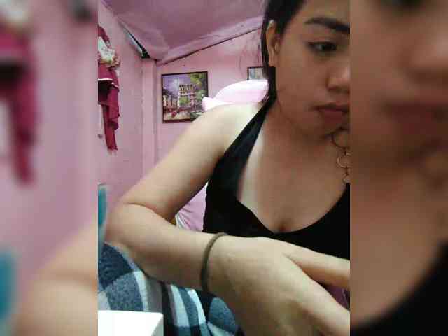 hornylittleprincess69 webcam