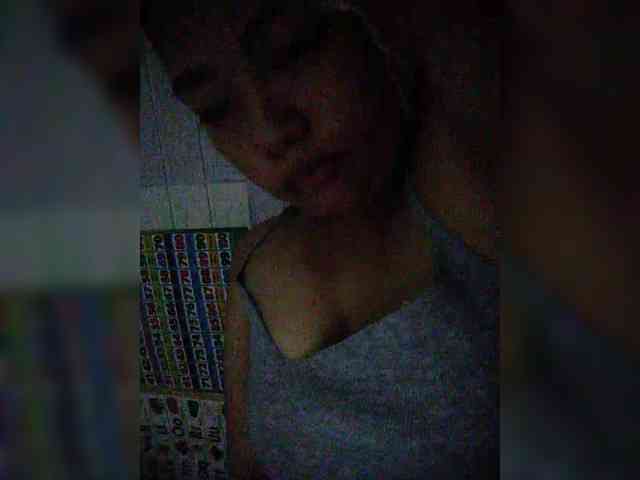 hornylittleprincess69 webcam