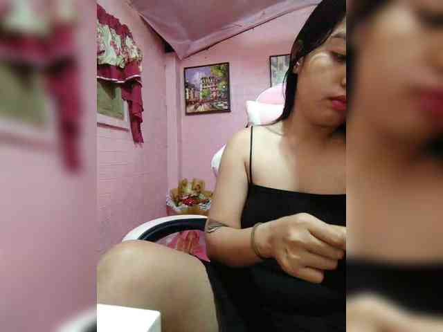 hornylittleprincess69 webcam