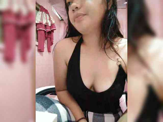 hornylittleprincess69 webcam