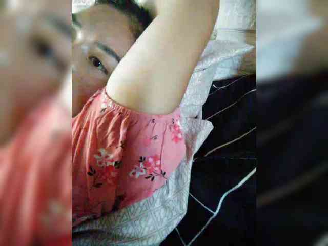 hornylittleprincess69 webcam