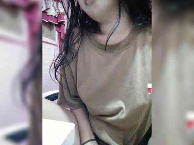 hornylittleprincess69 webcam