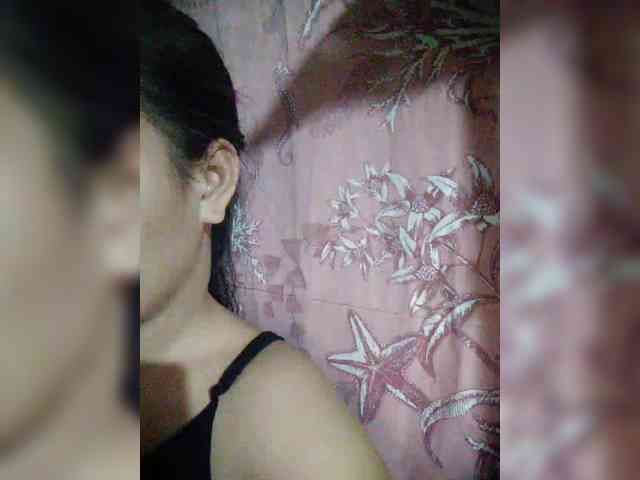 hornylittleprincess69 webcam