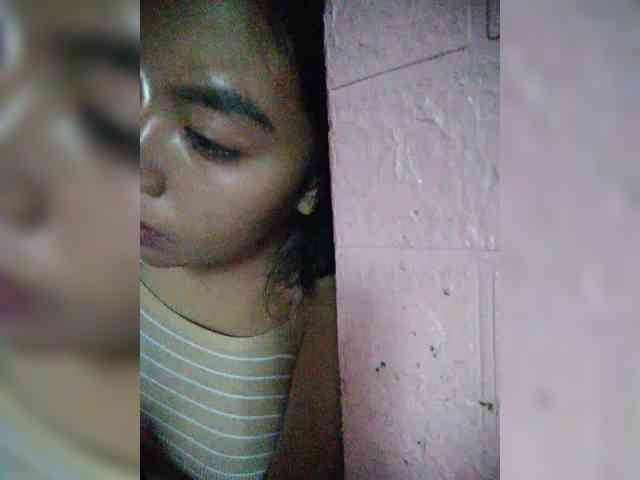 hornylittleprincess69 webcam