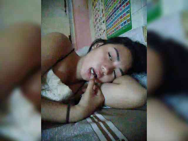 hornylittleprincess69 webcam