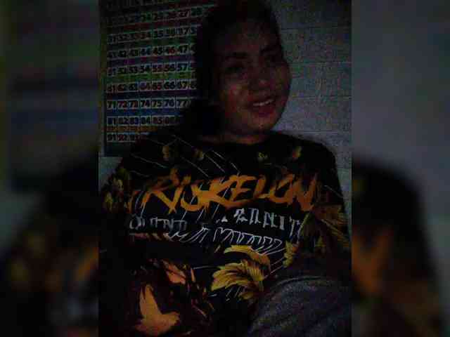 hornylittleprincess69 webcam