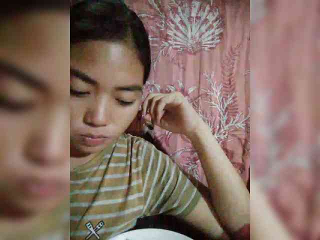 hornylittleprincess69 webcam