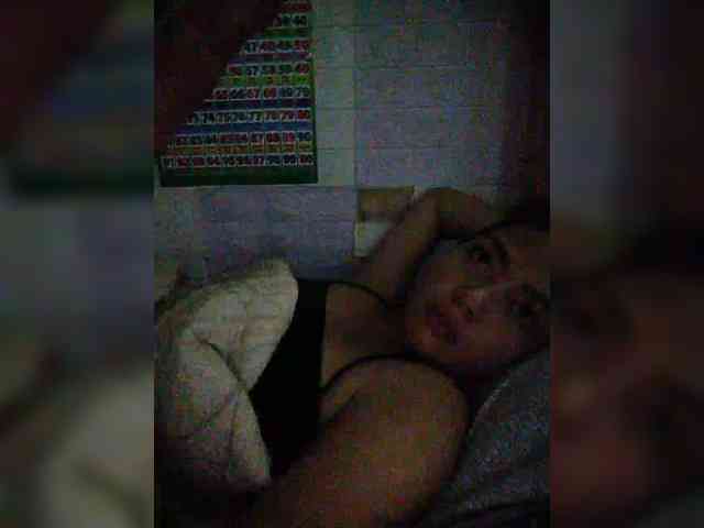 hornylittleprincess69 webcam