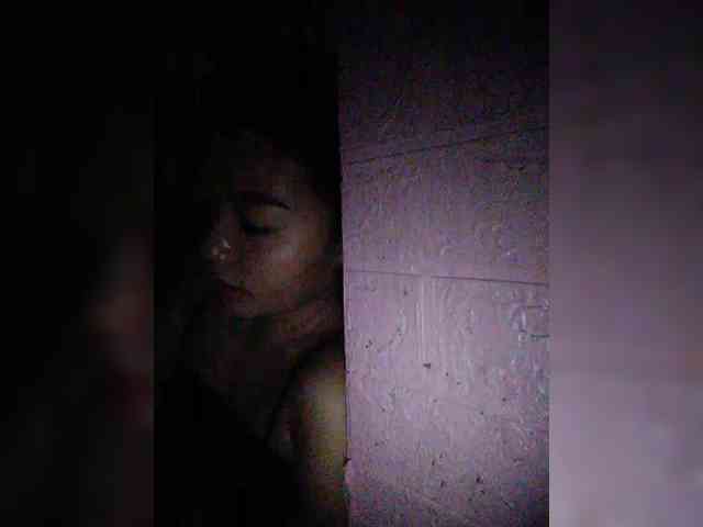 hornylittleprincess69 webcam