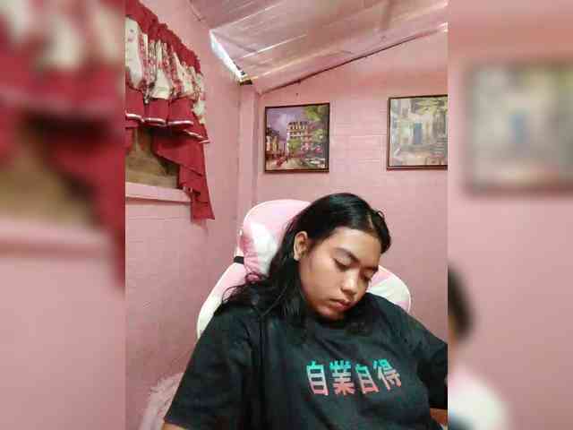 hornylittleprincess69 webcam