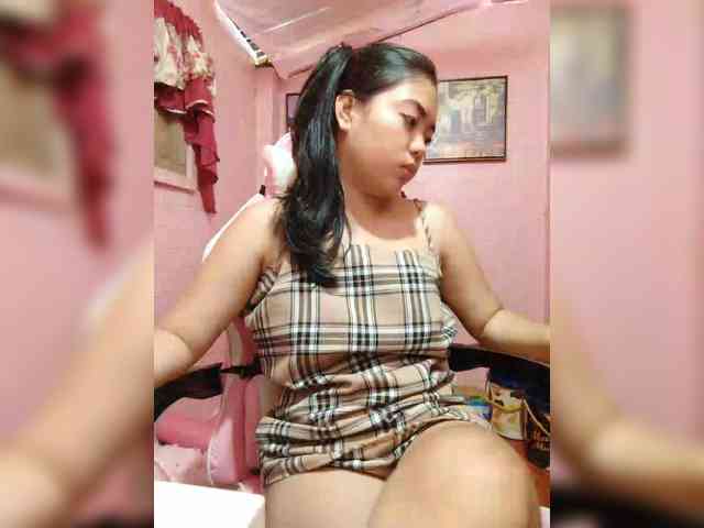 hornylittleprincess69 webcam