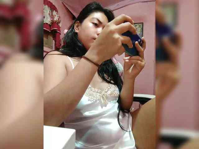 hornylittleprincess69 webcam