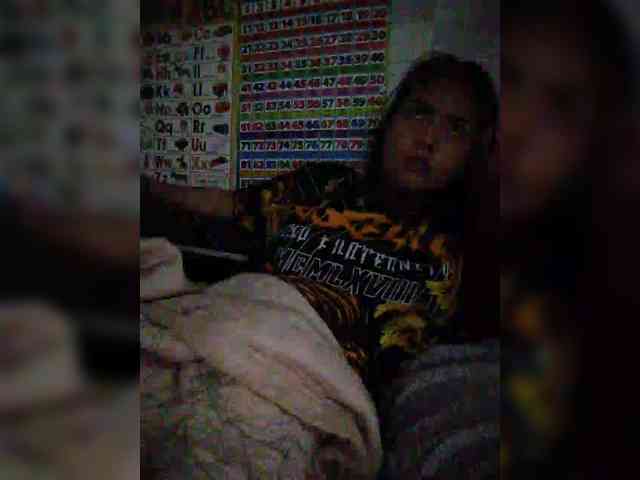 hornylittleprincess69 webcam