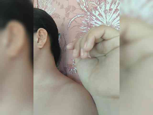 hornylittleprincess69 webcam