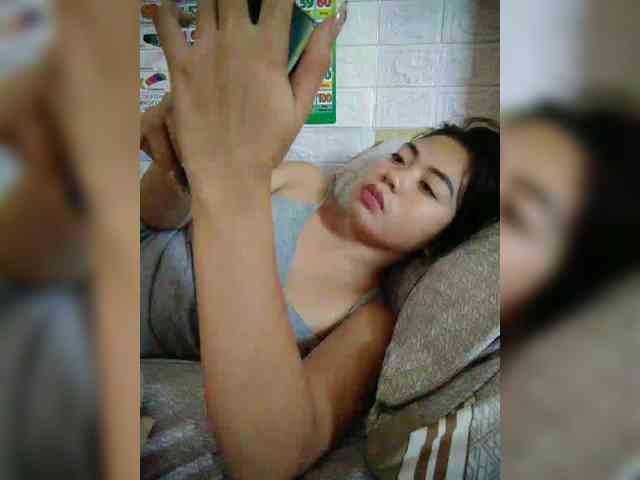 hornylittleprincess69 webcam