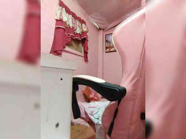 hornylittleprincess69 webcam