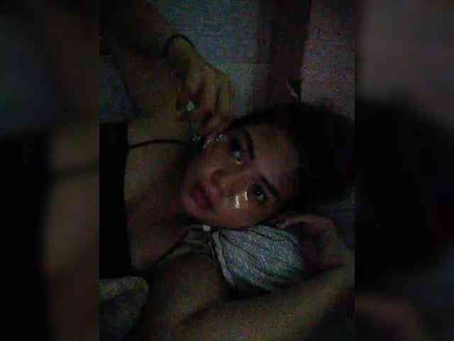 hornylittleprincess69 webcam