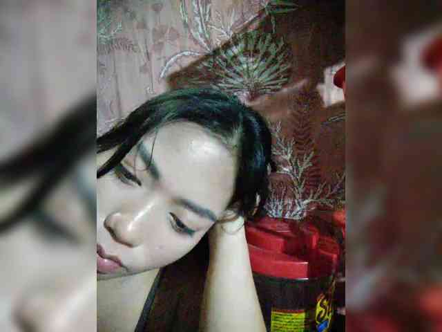 hornylittleprincess69 webcam