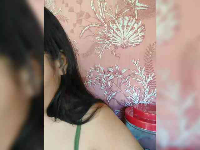 hornylittleprincess69 webcam