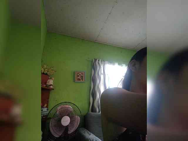 hornylittleprincess69 webcam