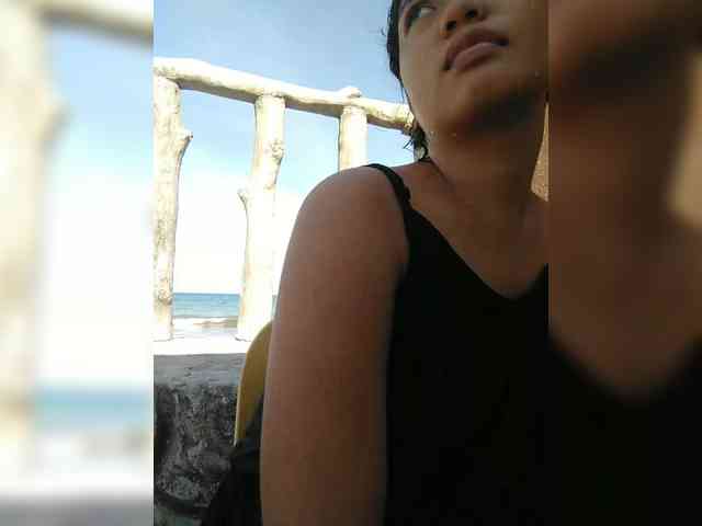 hornylittleprincess69 webcam