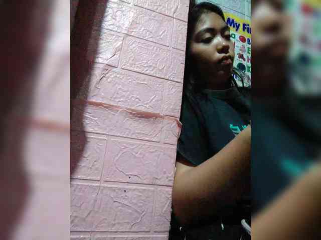 hornylittleprincess69 webcam