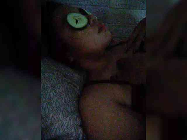 hornylittleprincess69 webcam