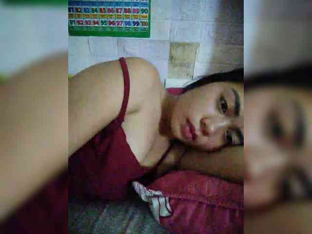 hornylittleprincess69