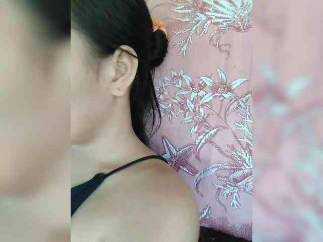 hornylittleprincess69