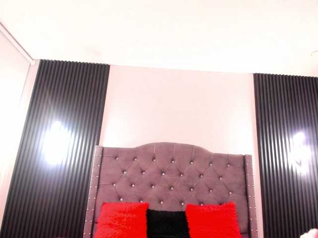 taylor-anastasia from BongaCams