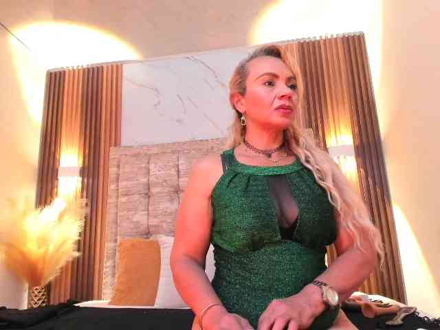 taylor-anastasia webcam